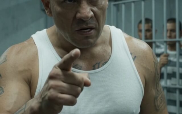El Millonario Detenido: La Deuda Oculta y el Peaje Sangriento en la Prisión de Máxima Seguridad